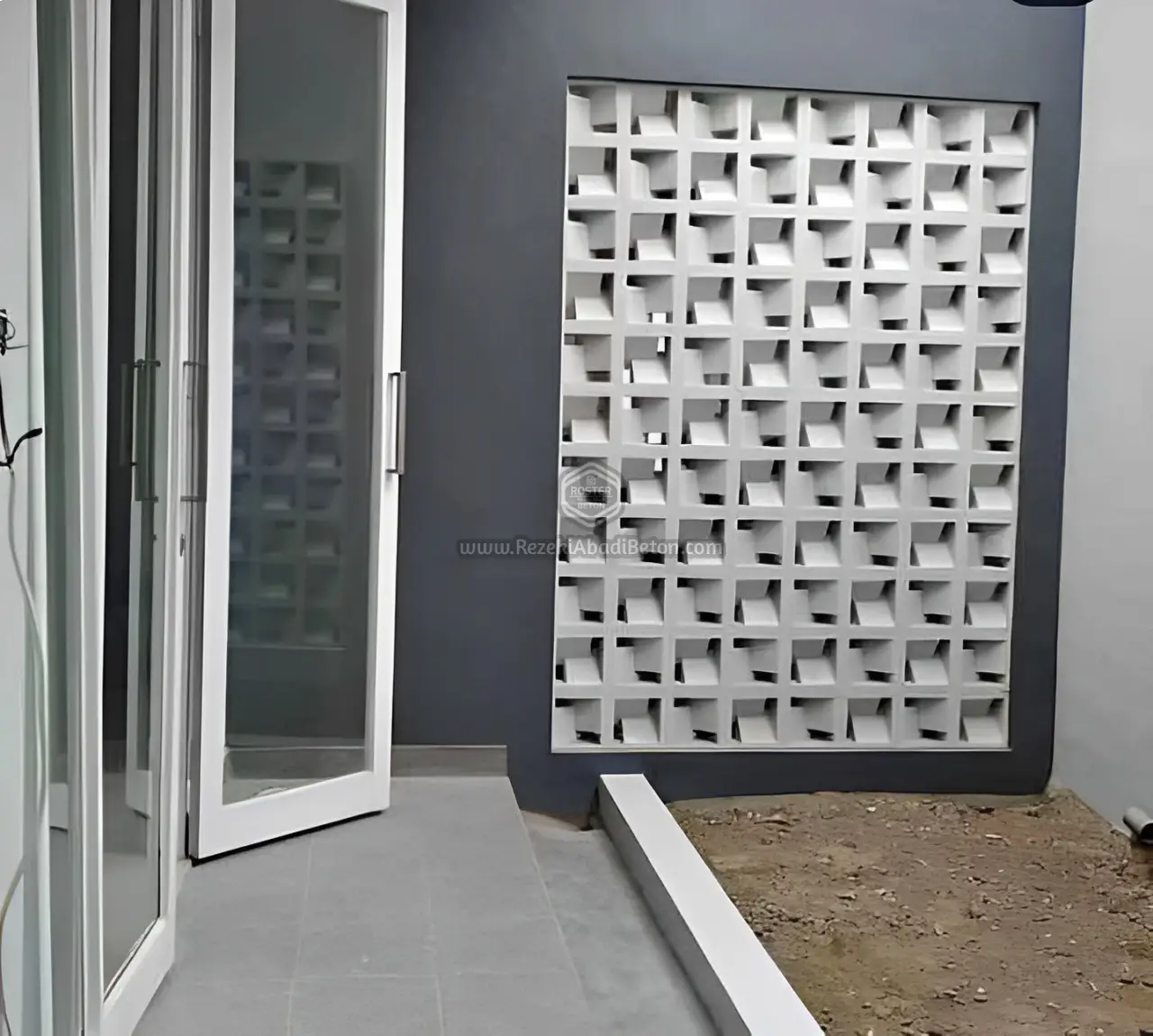 Desain roster beton 3D yang unik dan bisa di-custom sesuai keinginan di Sukoharjo.