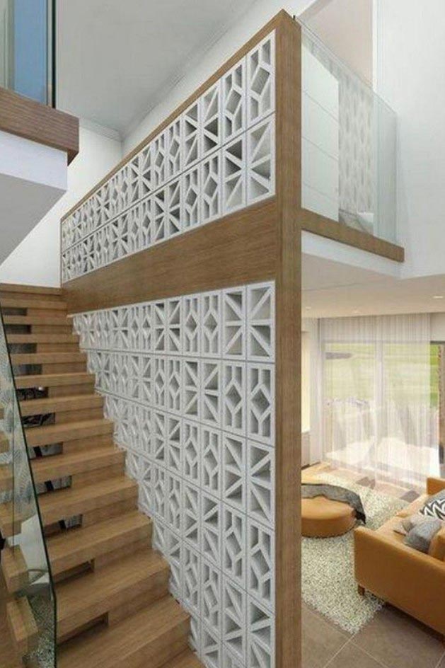 Detail roster beton motif klasik yang elegan, tersedia di Wonogiri.