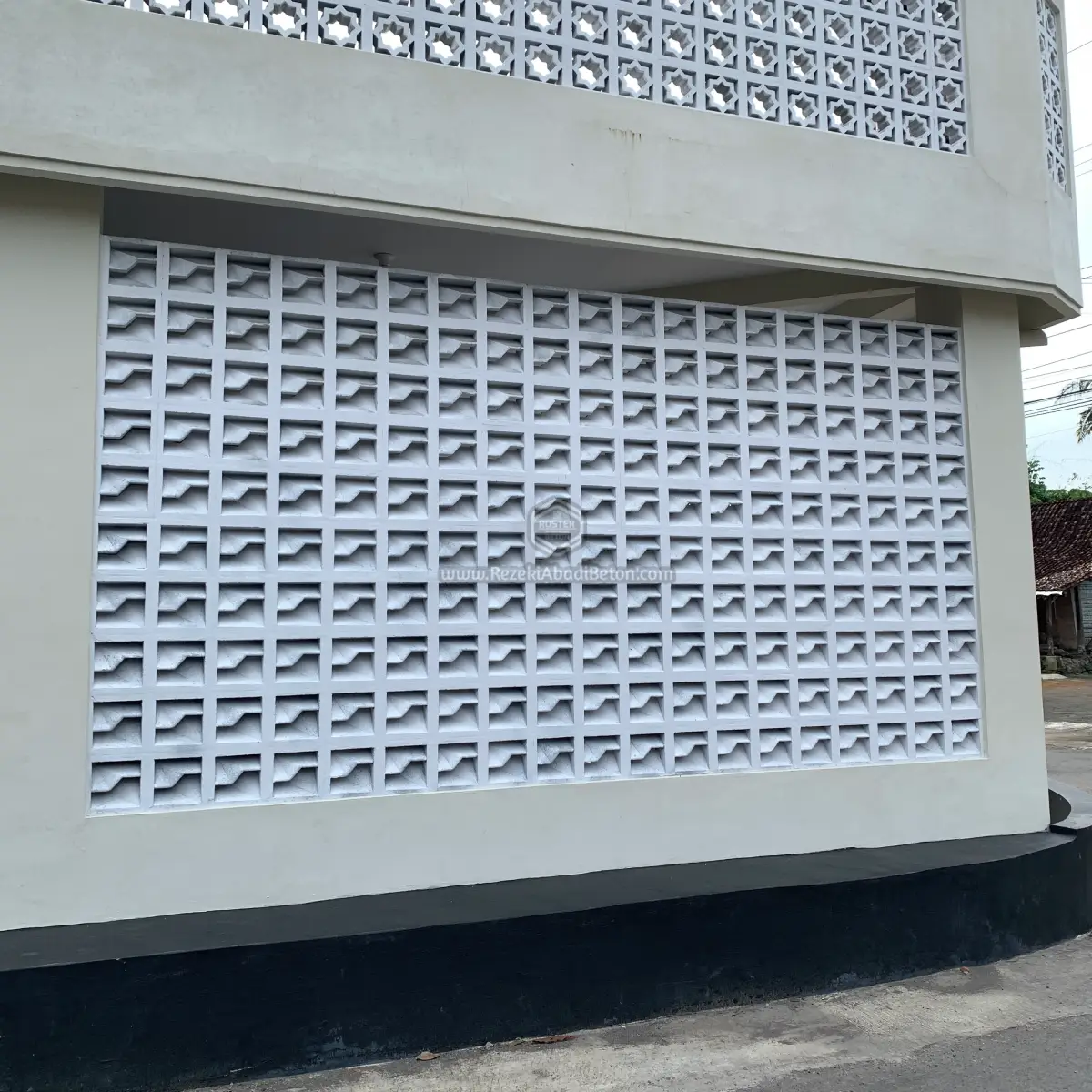 Roster beton Klaten fungsional anti tampias untuk cuaca tropis